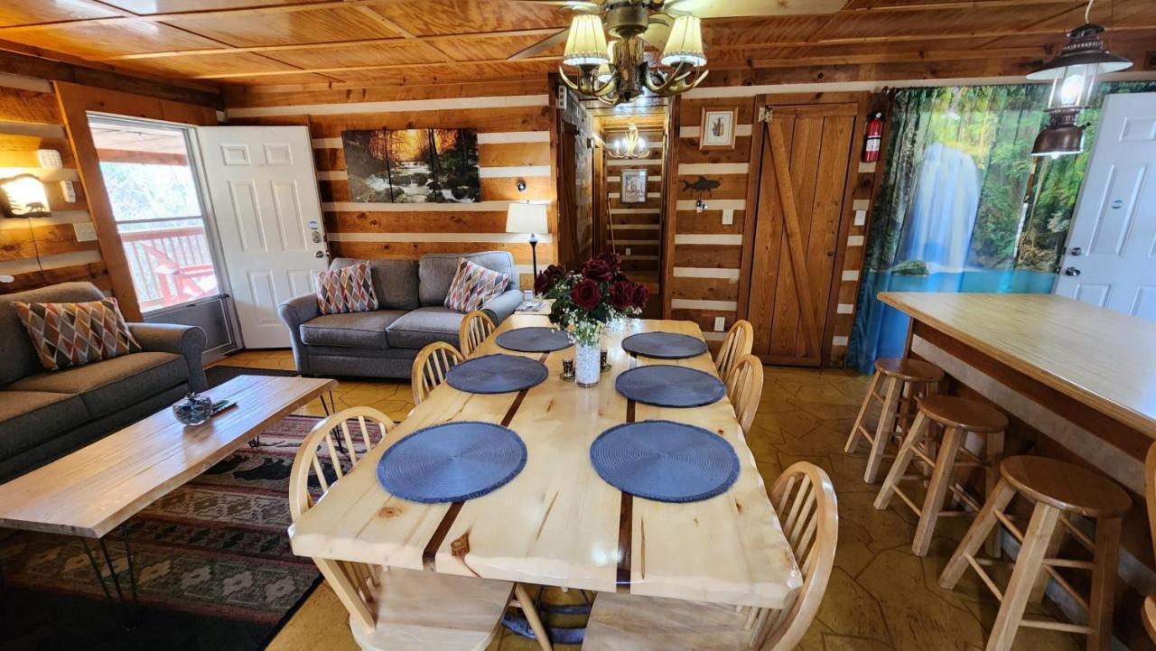 Rustic Cabin Sevierville Exterior photo