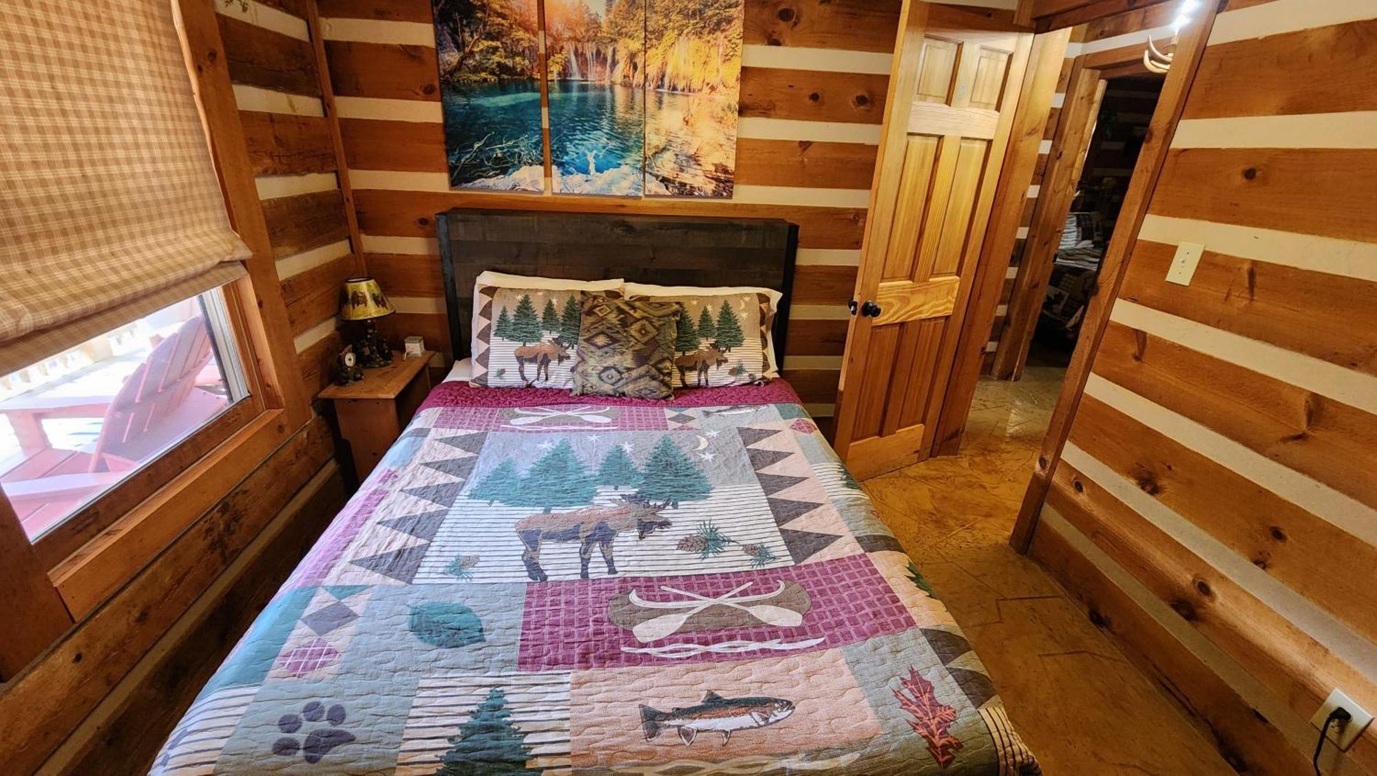 Rustic Cabin Sevierville Exterior photo